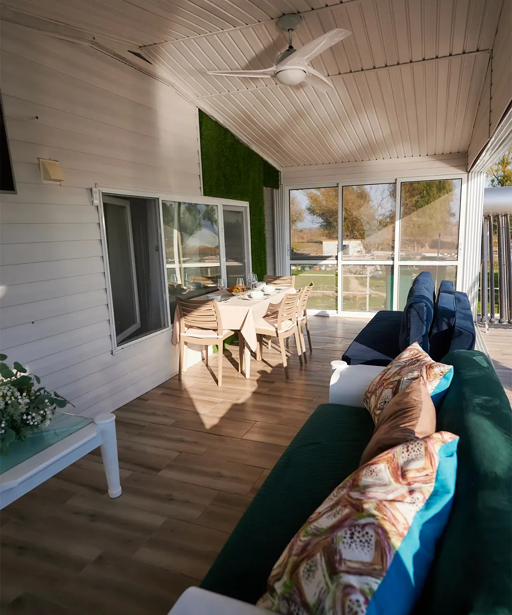 Despre Blue Kokilia - 5